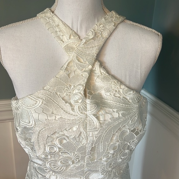 White Lace size 8 Likely women’s Dress - Picture 2 of 11